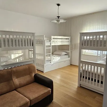 Ihostel Hostel