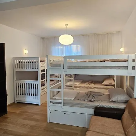 Ihostel Albergue Tirana